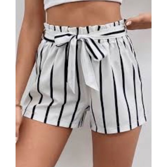 Paper Bag Waist Shorts Striped size S 4 Black White Loose Tie Front Belt Shein - Picture 1 of 6